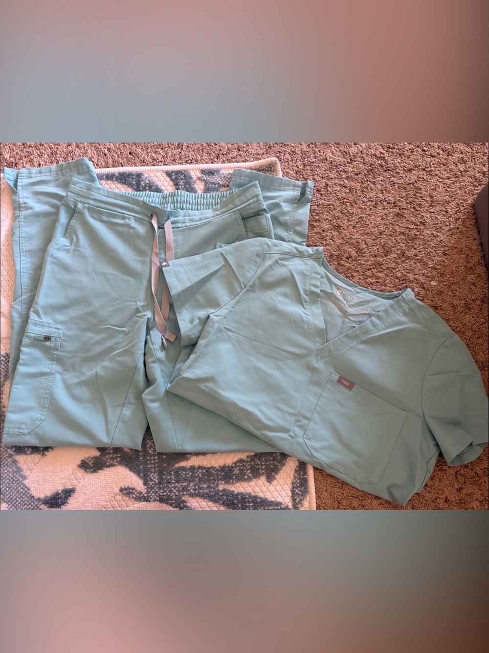 Figs Women’s Light Aqua Scrub Pants & Tops